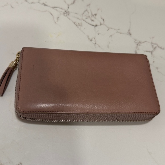 Gucci Soho Zippy Wallet - Picture 5 of 7